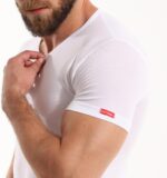 ⁦Cottonil Men Under Shirt Short sleeves V Neck underwear t-shirt (pack of 1)⁩ - الصورة ⁦2⁩