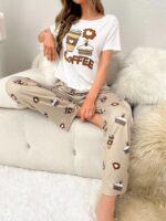 ⁦طقم بيجامة بنطلون صيفى وتوب قطن نص كم حريمى برسومات مطبوعه⁩ - الصورة ⁦4⁩