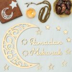 ⁦ديكور حائط خشبي بتصميم هلال ونجوم لديكور رمضان والعيد مع عبارة «Ramadan Mubarak» من ياليكوب، 15 قطعة، ديكور منزلي للوازم حفلات رمضان (تصميم خشبي)⁩ - الصورة ⁦3⁩