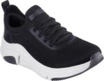حذاء رياضي بوبس سبارو فليكس للنساء من سكيتشرز