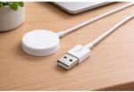 ⁦شاحن لاسلكي مغناطيسي للساعات الذكية، متوافق مع موديلات X8 ultra/X8+ ultra/X8 ultra max/X9 ultra/X9+ ultra/X9 ultra 2/X9+ ultra 2. أبيض⁩ - الصورة ⁦3⁩