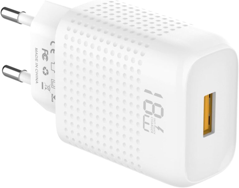 شاحن سريع GP-C43 بقدرة 18 واط مع كابل USB-A الى USB-C من جي باور، متوافق مع سلسلة ايفون 15/16/17 وبيكسل وسامسونج جالكسي وشاومي وايباد - ابيض