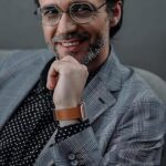 ⁦سوار جلد طبيعي من Nopatia متوافق مع ساعة أبل متوافق مع أبل واتش ألترا 2، وسيريس 11/10 بمقاسات 49 ملم، 46 ملم، 45 ملم، 44 ملم، 42 ملم، حزام بإغلاق مغناطيسي قوي، للرجال والنساء⁩ - الصورة ⁦5⁩