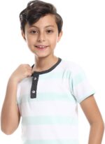 ⁦طقم بيجامة للأولاد من أندورا، مع رقبة بأزرار وتصميم مخطط بخطوط عريضة، 37S24B30303⁩ - الصورة ⁦5⁩
