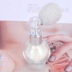 ⁦بخاخ بودرة سائبة للترطيب واللمعان المثالي والتفتيح مع لمسة من الرائحة الجذابة والآسرة من مستلزمات المكياج من لوروز⁩ - الصورة ⁦3⁩