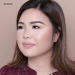 ⁦كريم أساس كومبليت وير من مويرا، درجة اللون 250 ناتشورال باف⁩ - الصورة ⁦9⁩