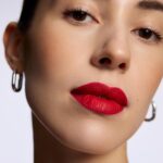 ⁦كاتريس احمر شفاه سائل مات من اندليس رقم 060، احمر يدوم طويلا، غير لامع، سريع الجفاف، نباتي، بدون مواد حافظة، بدون بارابين، بدون جزيئات بلاستيكية دقيقة، عبوة من قطعة واحدة (0.15 مل)⁩ - الصورة ⁦5⁩