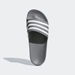 adidas unisex-adult ADILETTE AQUA Swimming slides - الصورة 4