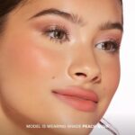 ⁦تو فيسد احمر شفاه وخدود من كلاود كراش، لون بيتش بلور⁩ - الصورة ⁦6⁩