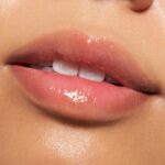 ⁦كاتريس مرطب شفاه سي كريت من ميلت اند شاين 030⁩ - الصورة ⁦4⁩