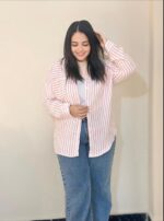 شيميز أو بلوزه كتان مخطط بمقاس فضفاض للنساء - الصورة 2