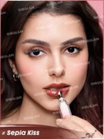 أحمر شفاه من شيجلام سائل لامع بلون بني محمر - الصورة 3