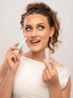 ⁦زيت ترطيب الشفاه ثلاثي الببتيد من لوكين - فروستد كيس (مينت)⁩ - الصورة ⁦4⁩