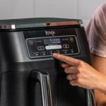 ⁦مقلاة هوائية فودي مزدوجة المنطقة من نينجا، موديل AF300EU، 2470.0 واط، أسود⁩ - الصورة ⁦3⁩