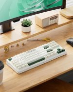 ⁦لوحة مفاتيح ميكانيكية K734WCG-RGB-PRO، 81 مفتاح من ريدراجون، إضاءة خلفية ار جي بي، وضع ثلاثي، أبيض مع لمسات خضراء⁩ - الصورة ⁦8⁩